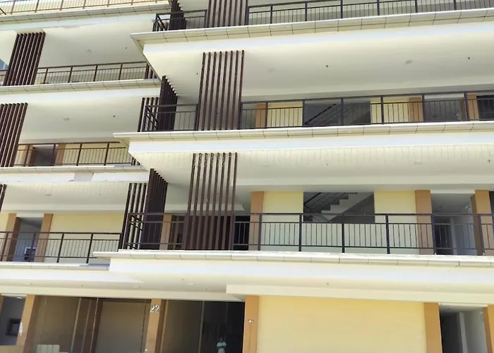 Near Mactan Intl Airport Flyin Staycation Aparthotel Lapu-Lapu City